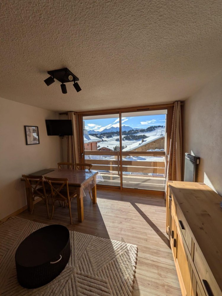 Châssis coulissants en 2 vantaux aux Saisies : rénovation réussie d'une copropriété