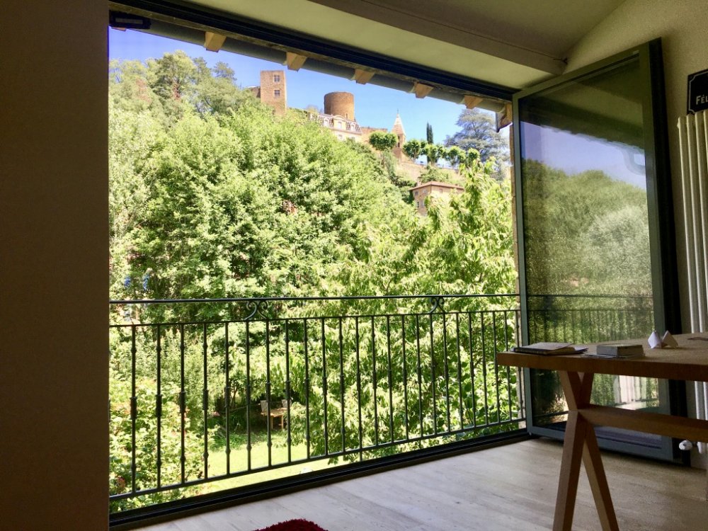 Rénovation d'une grange avec des baies accordéons