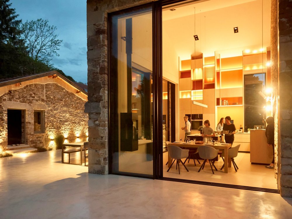 Installation de coulissants minimalistes en Isère (38)