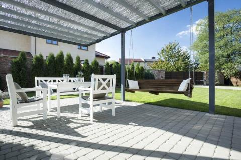 Création et pose de pergola modulaire sur mesure 